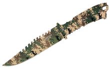 Load image into Gallery viewer, Defender Xtreme Full Tang Hunting Knife Desert Digital Camo 9294
