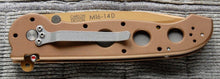Load image into Gallery viewer, CRKT Columbia River Carson M16-14D Folder 3.94&quot; Combo Tanto, Desert Tan CR14D